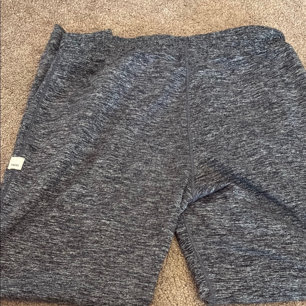 Vuori Gray Jogger Pants size S - Picture 5 of 7